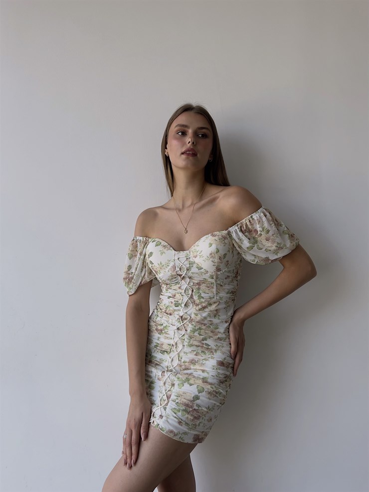 Çiçekli Kayık Yaka Önden Çapraz Şerit Detay Drapeli Italus Kadın Beyaz Elbise 22Y000401