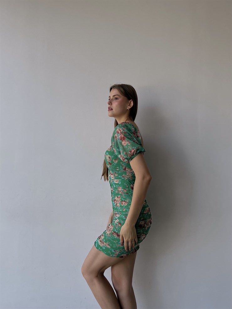 Çiçekli Kayık Yaka Önden Çapraz Şerit Detay Drapeli Italus Kadın Yeşil Elbise 22Y000401