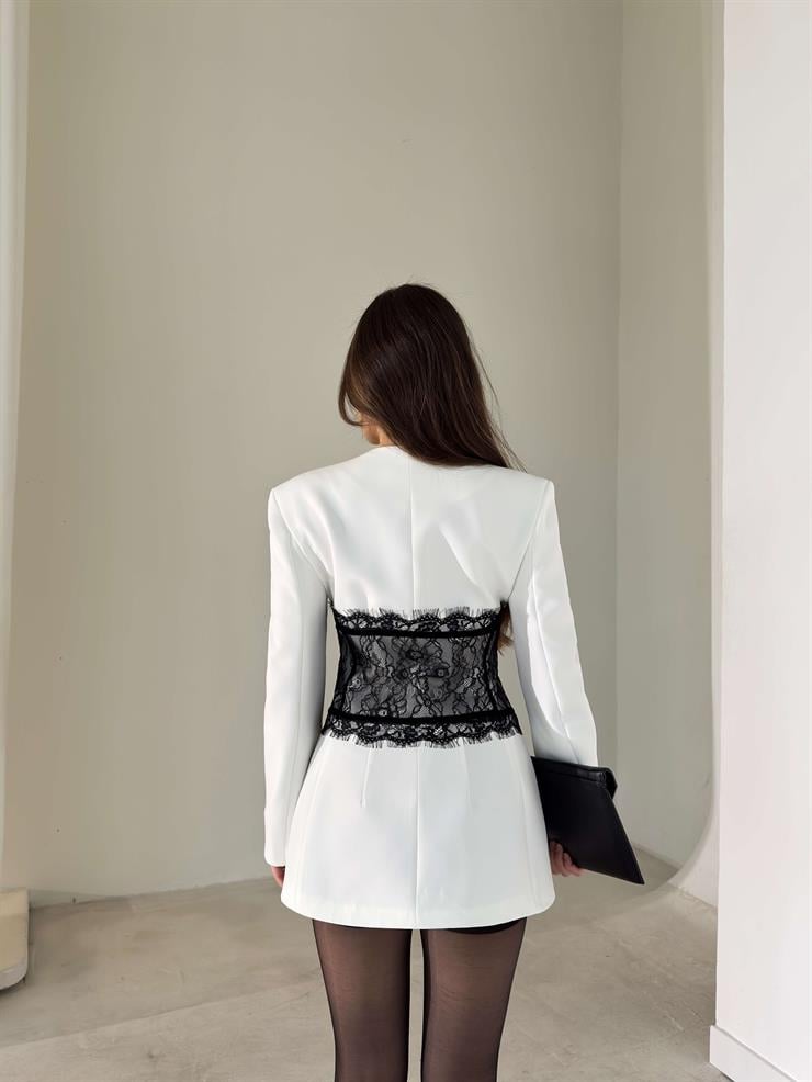 Dantel Detaylı Vatkalı Cilron Ekru Kadın Ceket 26Y010