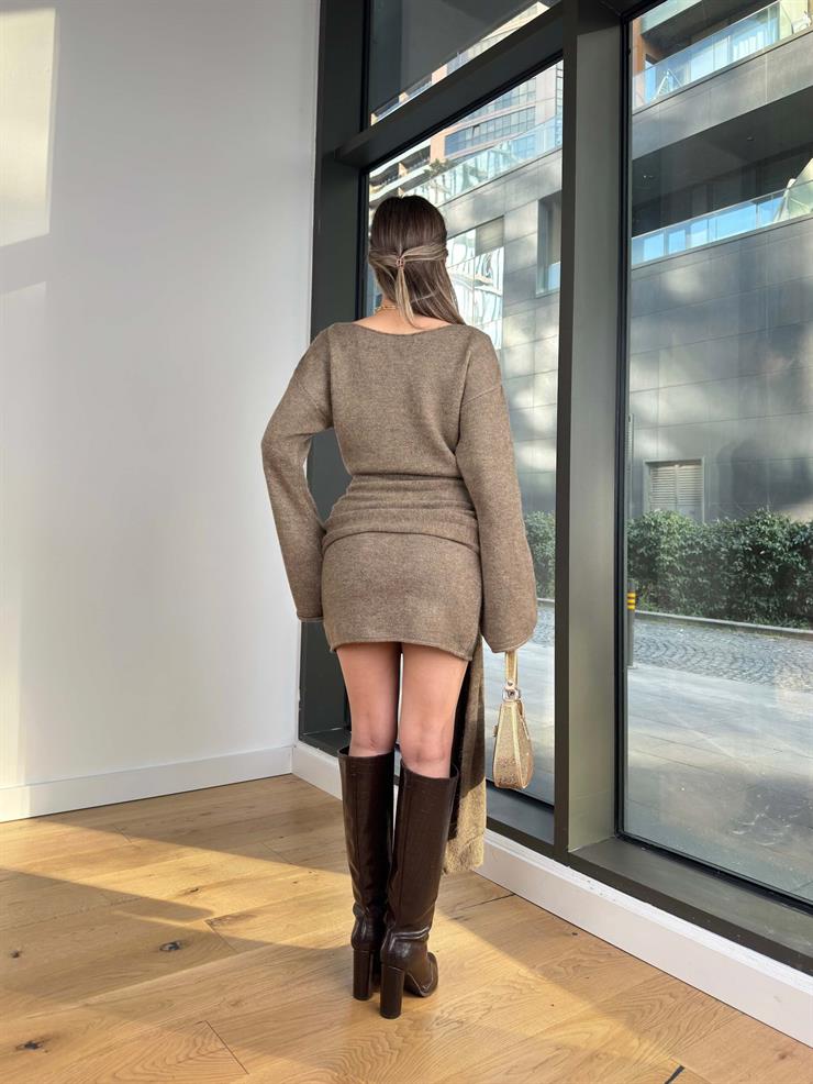 Kayık Yaka Uzun Kol Önden Bağlama Detaylı Corbus Vizon Kadın Triko Mini Elbise 25K491