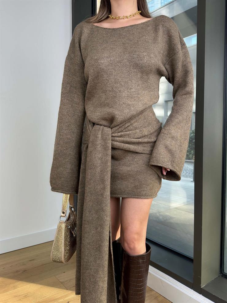 Kayık Yaka Uzun Kol Önden Bağlama Detaylı Corbus Vizon Kadın Triko Mini Elbise 25K491