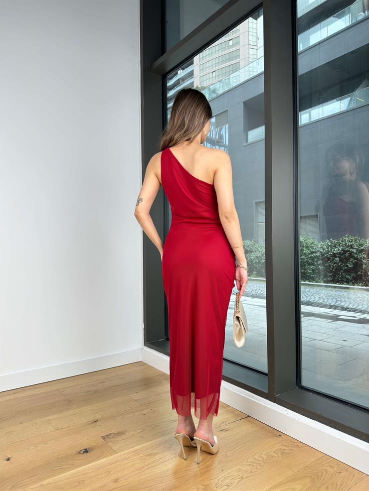 Tek Omuz Askılı Aksesuar Detaylı Drapeli Coza Kırmızı Kadın Elbise 25Y057