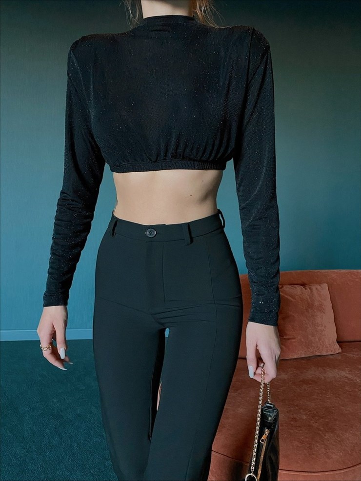 Crop Beli Lastıkli Uzun Kollu Aurore Kadın Siyah Bluz 22K000457