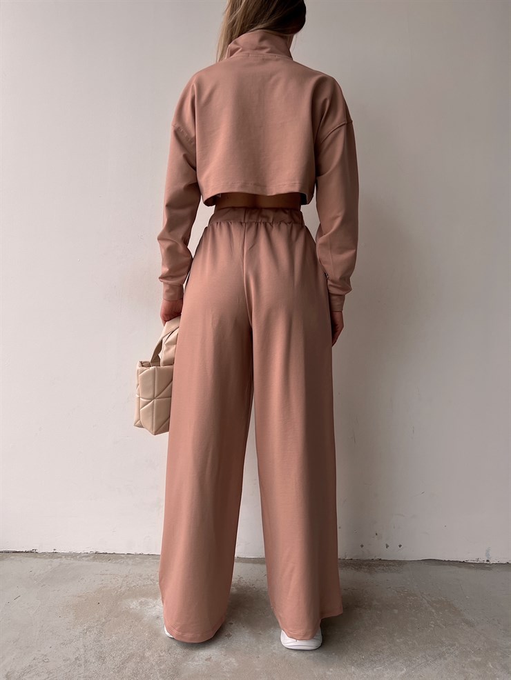Crop Sweat Lastikli Bol Paça Alt Kadın Bej Eşofman Takım 21Y000077