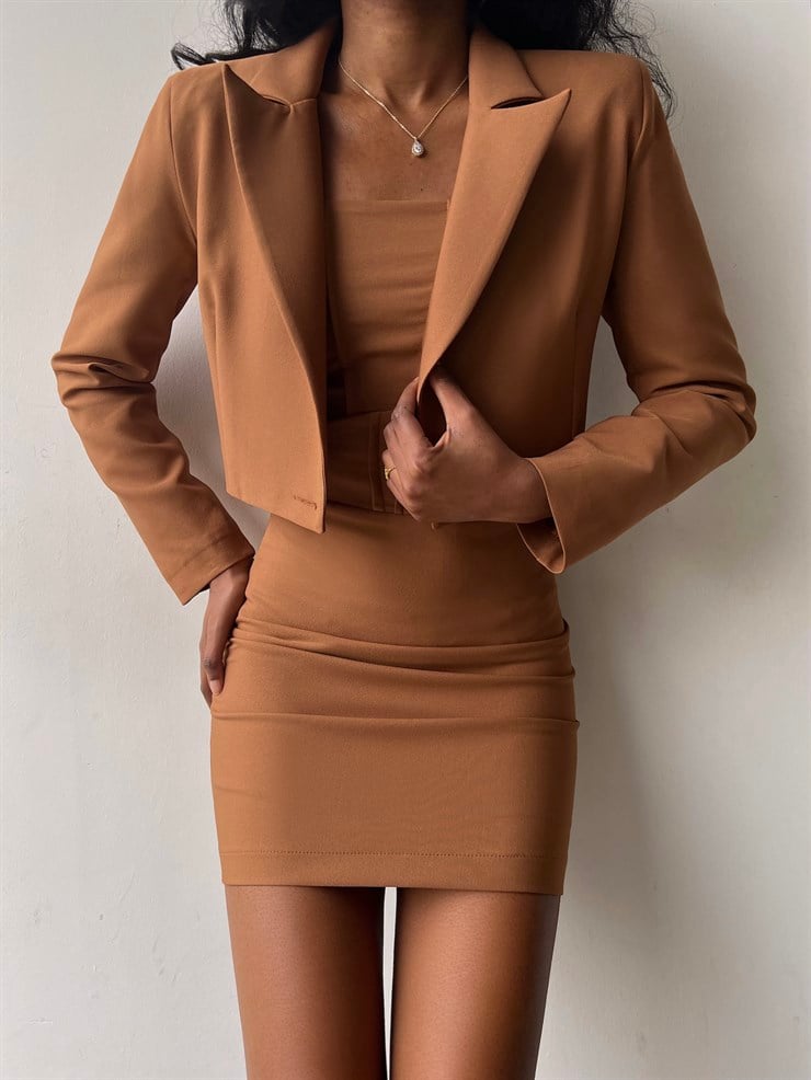 Alt Yüksek Bel Üst Tek Düğme Kapamalı Cybill Kadın Kahve Üçlü Takım 23K000311