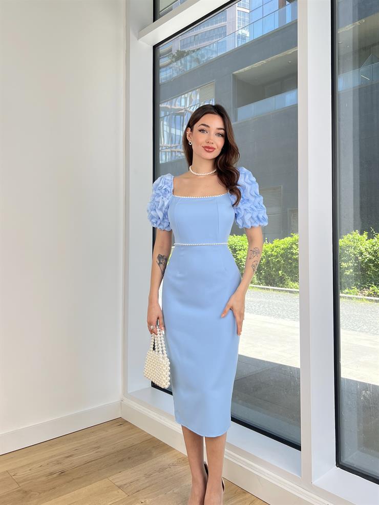 Kare Yaka Balon Kol İnci Detaylı Dael Kadın Mavi Midi Elbise 24Y512