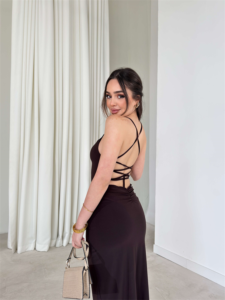 Sırtı İp Bağlamalı Arkası Drapeli Yırtmaçlı Dafi Kahve Kadın Elbise 26Y100