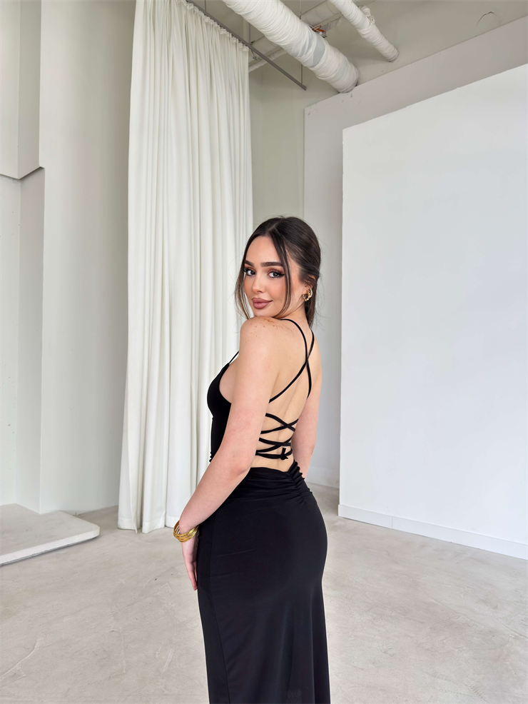 Sırtı İp Bağlamalı Arkası Drapeli Yırtmaçlı Dafi Siyah Kadın Elbise 26Y100