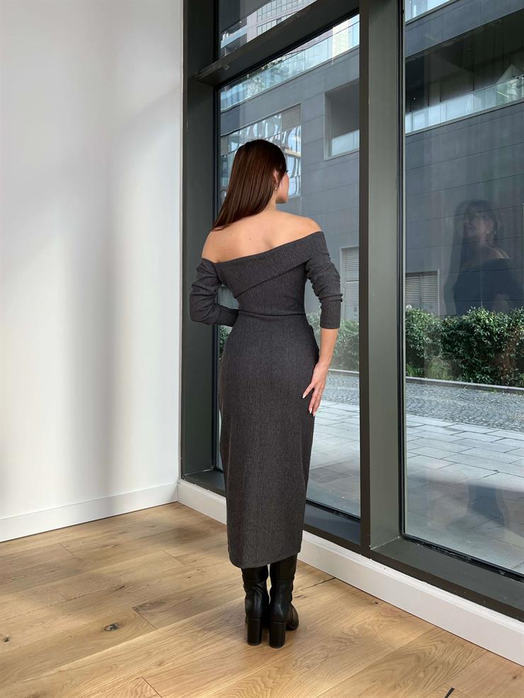 Madonna Yaka Uzun Kol Danila Kadın Füme Midi Elbise 24Y018