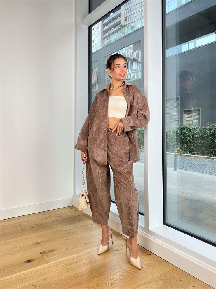 Çıtçıt Kapamalı Cepli Gömlek Beli Bağcıklı Şalvar Pantolon Dante Kadın Kahve Kadife Takım 24k000045