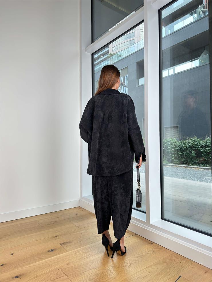 Çıtçıt Kapamalı Cepli Gömlek Beli Bağcıklı Şalvar Pantolon Dante Kadın Siyah Kadife Takım 24k000045