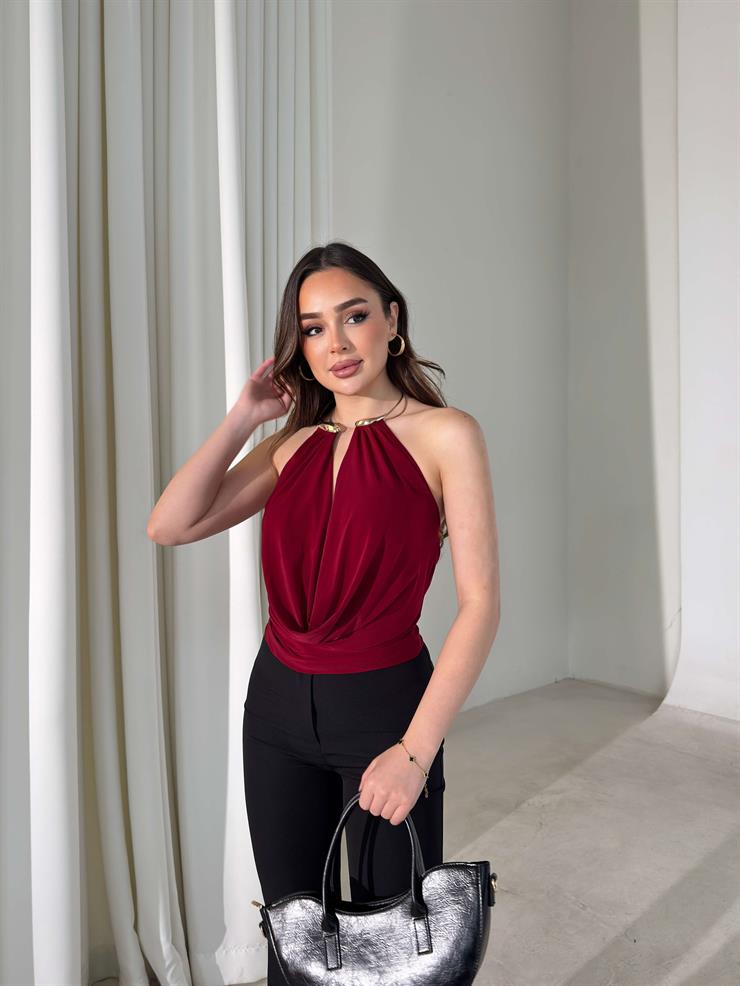 Boyundan Aksesuarlı Degaje Yaka Sırtı Lastikli Darian Bordo Kadın Bluz 26K227