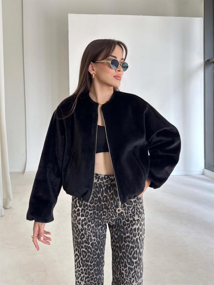 Önü Fermuarlı Gizli Cepli Bomber Darian Siyah Kadın Crop Ceket 26K219