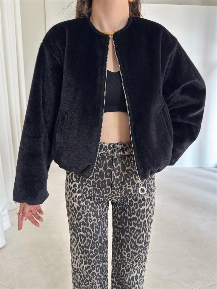 Önü Fermuarlı Gizli Cepli Bomber Darian Siyah Kadın Crop Ceket 26K219