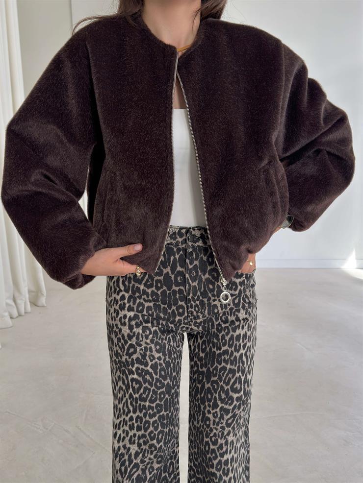 Önü Fermuarlı Gizli Cepli Bomber Darian Kahve Kadın Crop Ceket 26K219