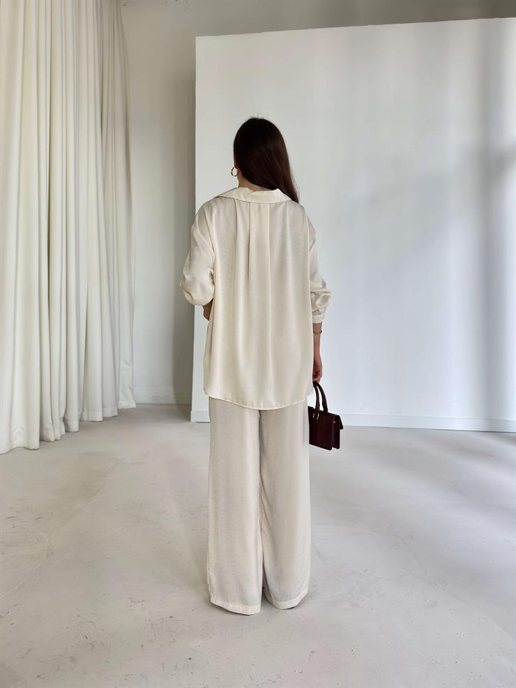 Düğme Detaylı Gömlek Ve Bol Paça Beli Lastikli Pantolon Darla Ekru Kadın Takım 26K011