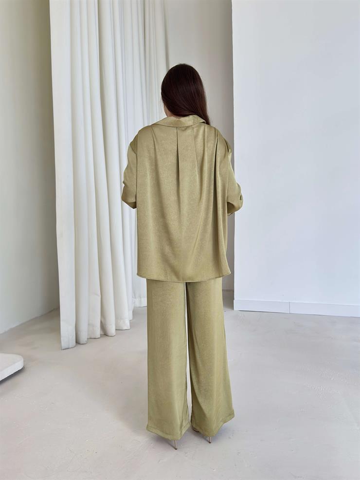 Düğme Detaylı Gömlek Ve Bol Paça Beli Lastikli Pantolon Darla Yeşil Kadın Takım 26K011