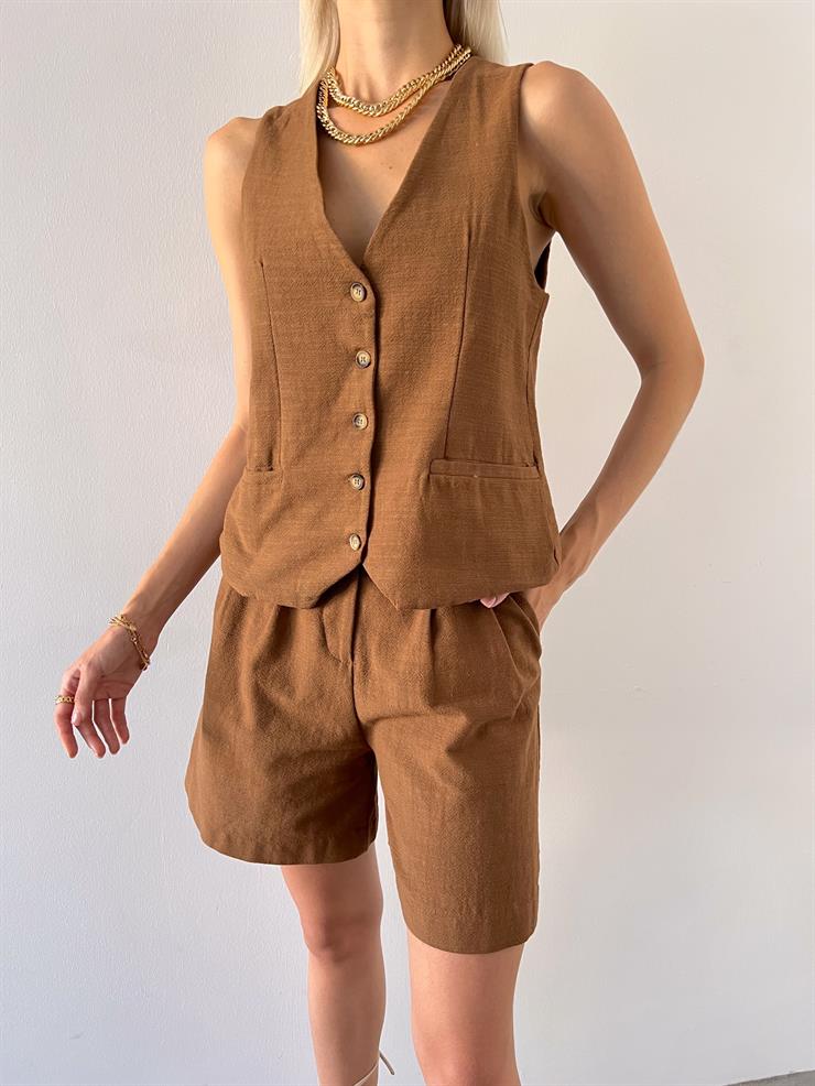 Önü Düğme Kapamalı Cepli Yelek Yüksek Bel Pens Detaylı Şort Dean Kadın Kahve Yelekli Keten Takım 23Y000563