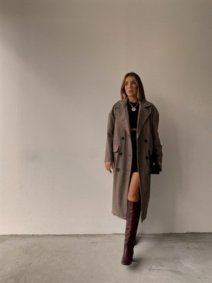 Uzun Boyfriend Önde Büyük Cep Kapaklı  Deborah Kadın Kahverengi Kaban 22K000312