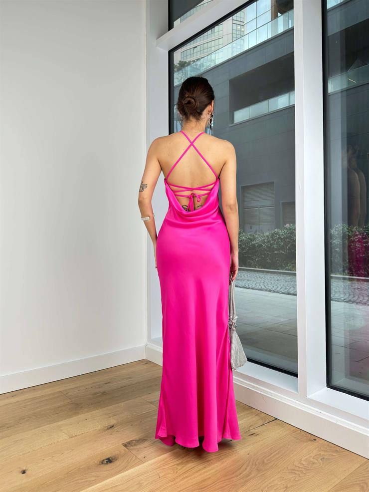 Arkadan Çapraz Askılı Deepl Kadın Fuşya Saten Elbise 24Y147