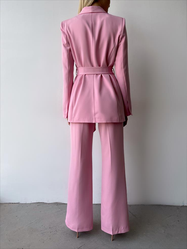 Kruvaze Yaka Belden Kuşaklı Ceket Yüksek Bel Bol Paça Pantolon Defınır Kadın Pembe Takım 23Y000252