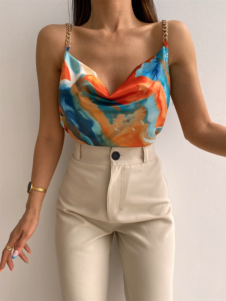 Degaje Yaka Desenli Zincir Askı Kadın Renkli Bluz 21Y000240