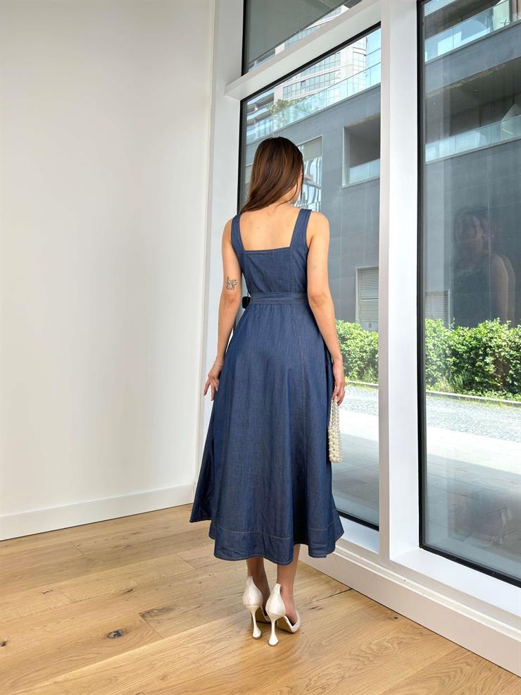 Kalın Askılı Kalp Yaka Önü Dantel Detaylı Önü Düğmeli Belden Kuşaklı Denia Kadın Mavi Kot Elbise 24Y580