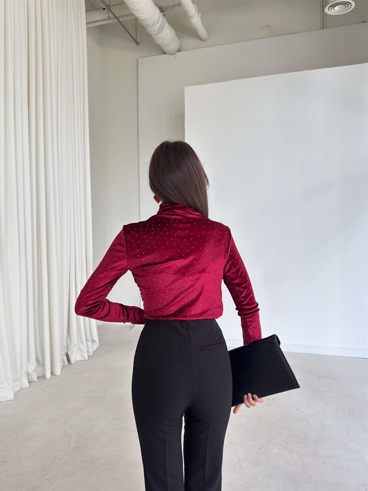 Taşlı Boğazlı Drape Detaylı Kadife Denlida Bordo Kadın Bluz 26K341