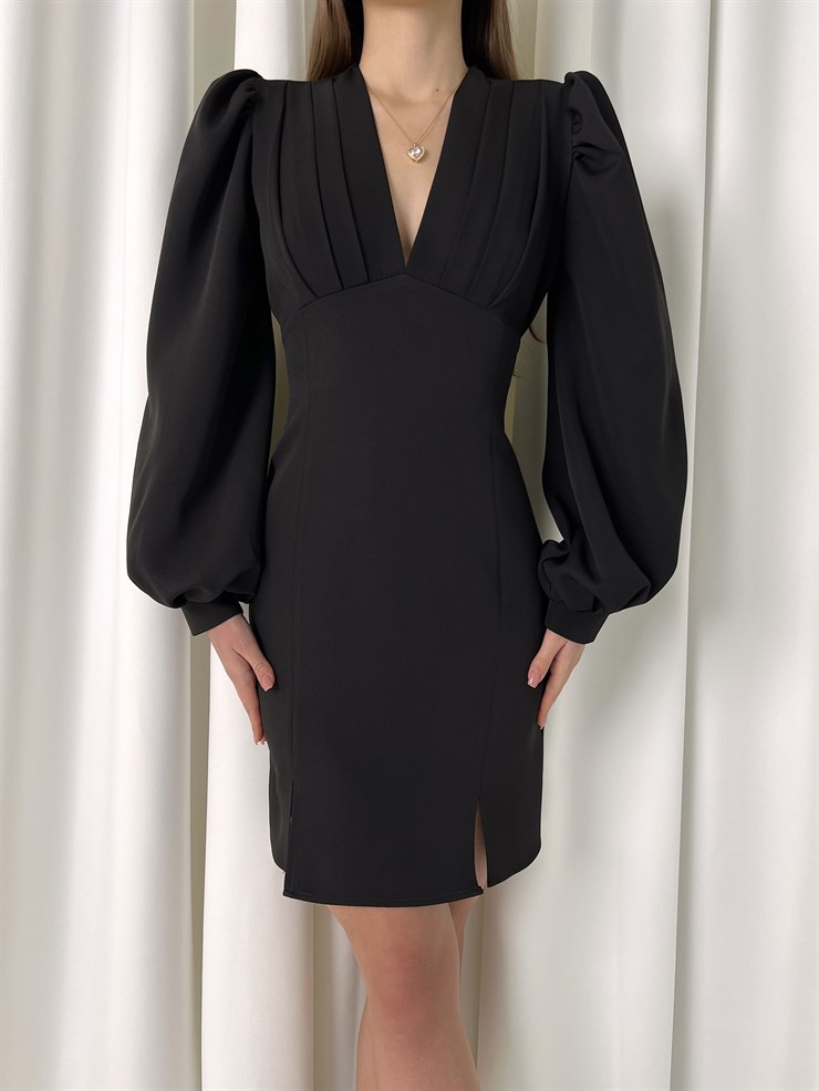 Derin V Yaka Belden Oturtmalı Arkadan Kuşaklı Gale Kadın Siyah Elbise 23K000450