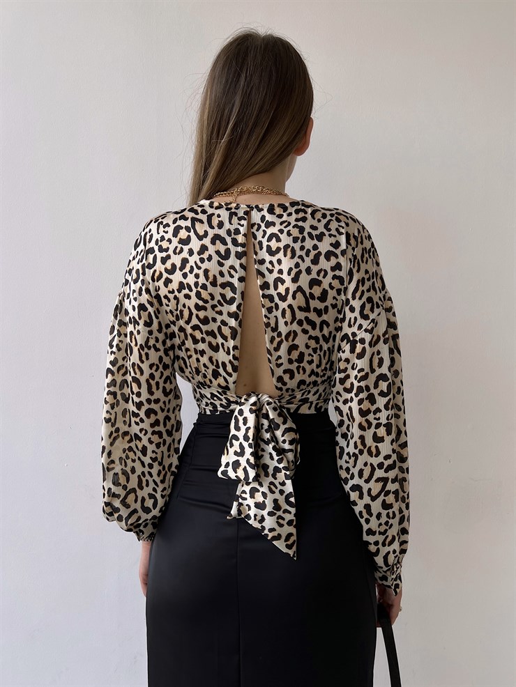 Derin V Yaka Sırtı Bağcıklı Estefani Kadın Leopar Bluz 22Y000277