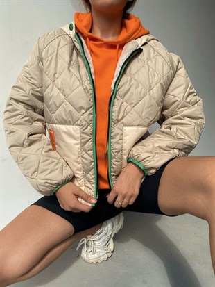 Desenli Kapitone Kapüşonlu Kadın Taş Rengi Mont 22K000045