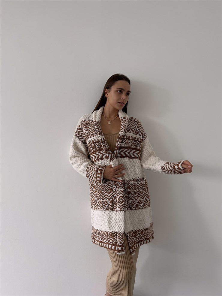 Desenli Uzun Kol Yanları Cepli Kapamasız Shaun Kadın Taba Uzun Hırka 23K000187