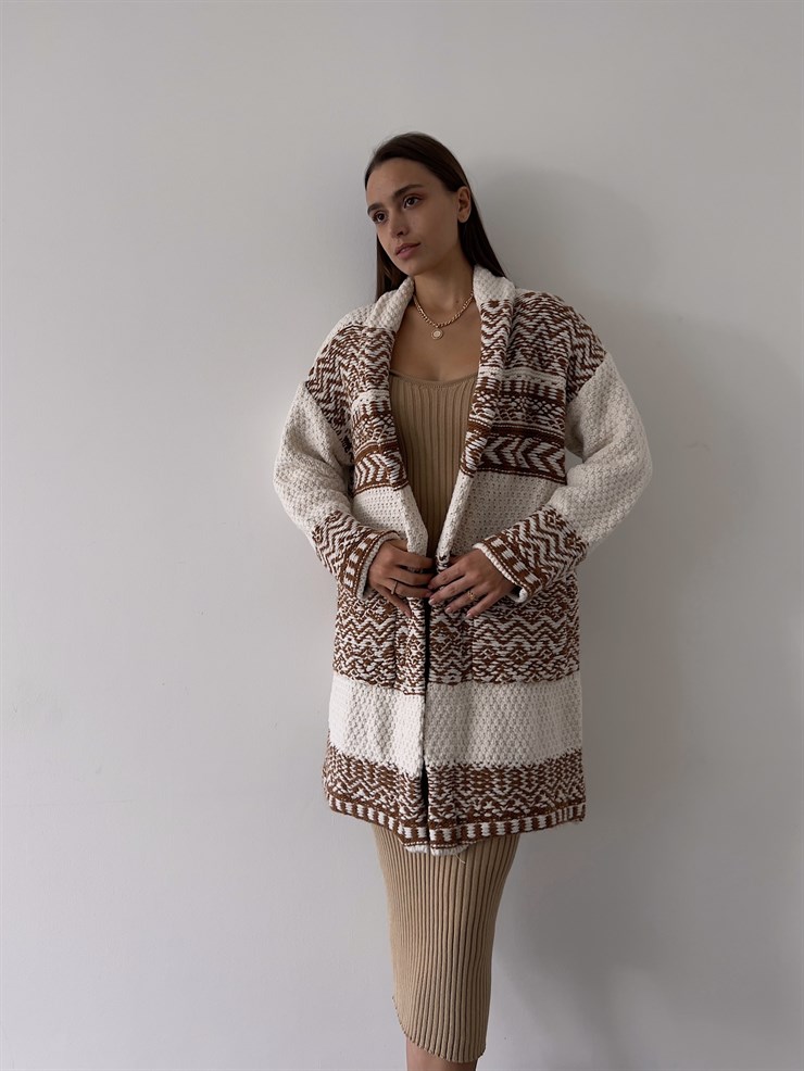 Desenli Uzun Kol Yanları Cepli Kapamasız Shaun Kadın Taba Uzun Hırka 23K000187