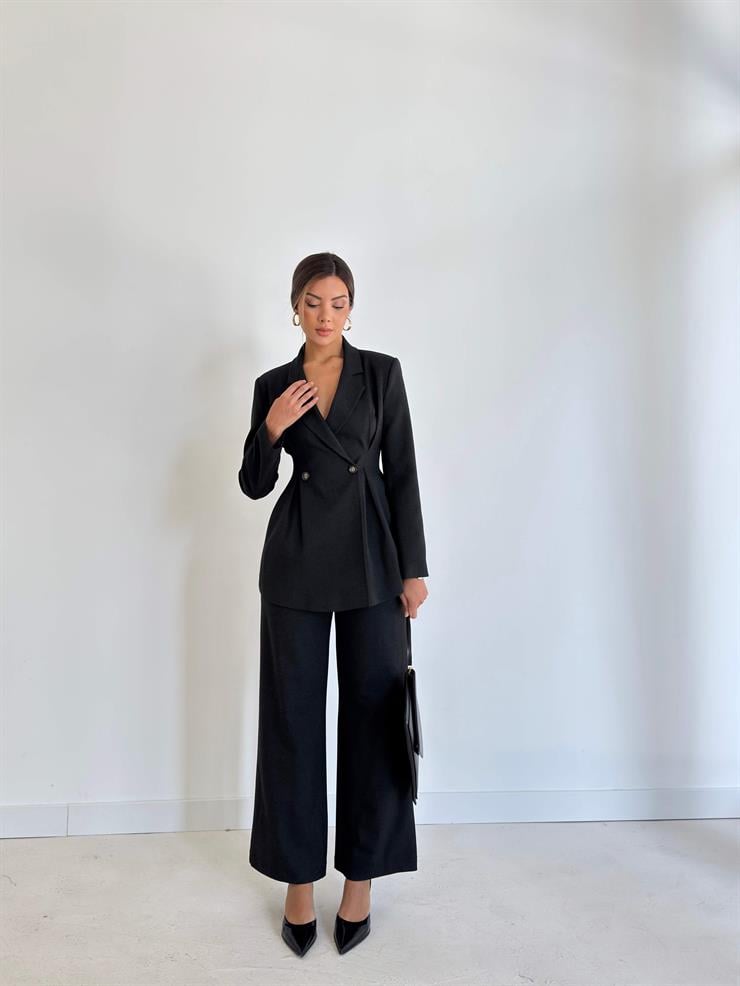 Belden Oturtmalı Düğme Detaylı Kruvaze Yaka Deslin Siyah Kadın Ceket 26K029