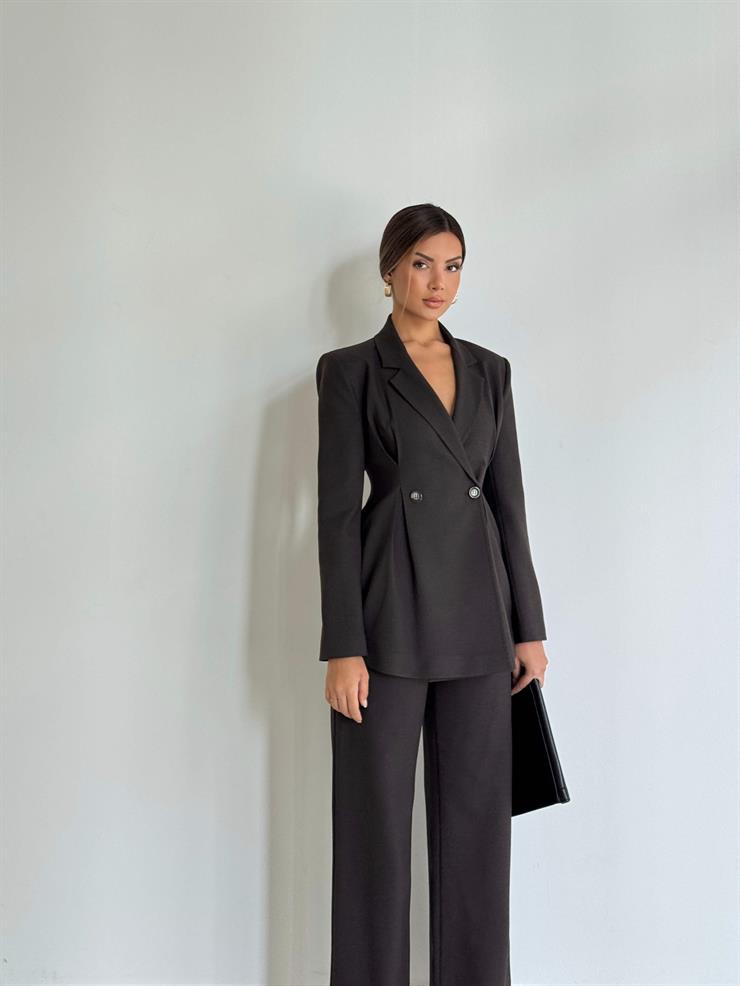 Belden Oturtmalı Düğme Detaylı Kruvaze Yaka Deslin Kahve Kadın Ceket 26K029