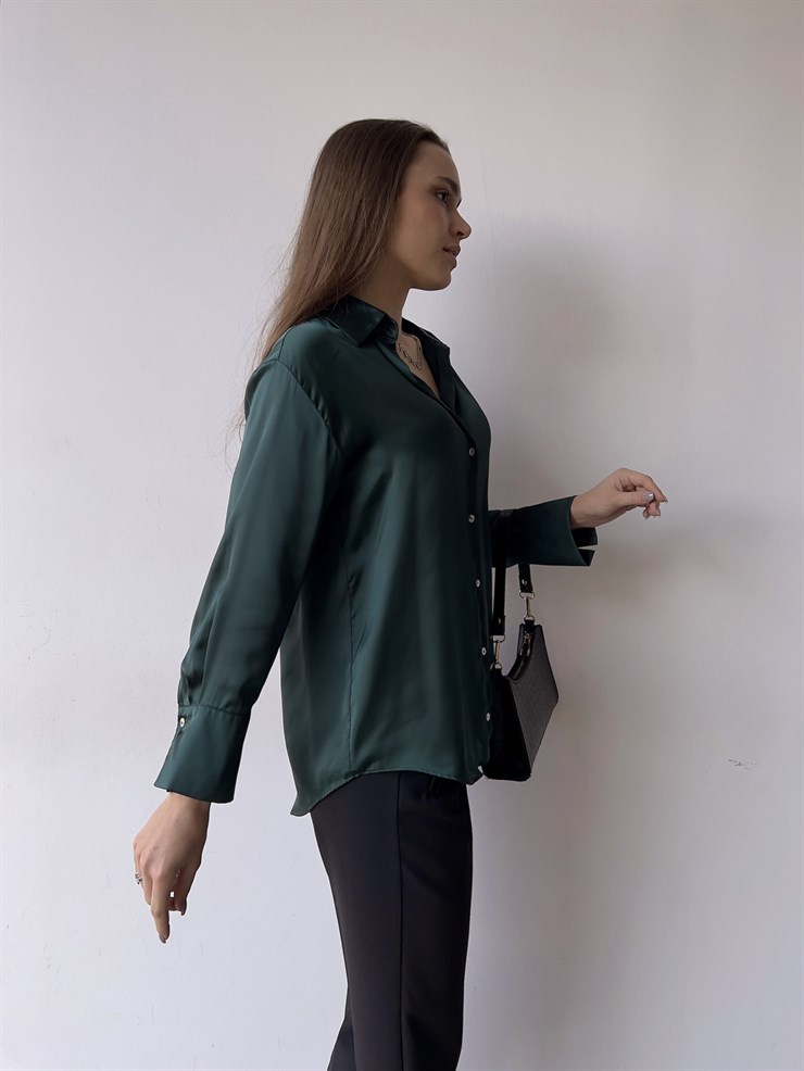Düğme Kapamalı Devil Kadın Zümrüt Saten Gömlek 23K000381