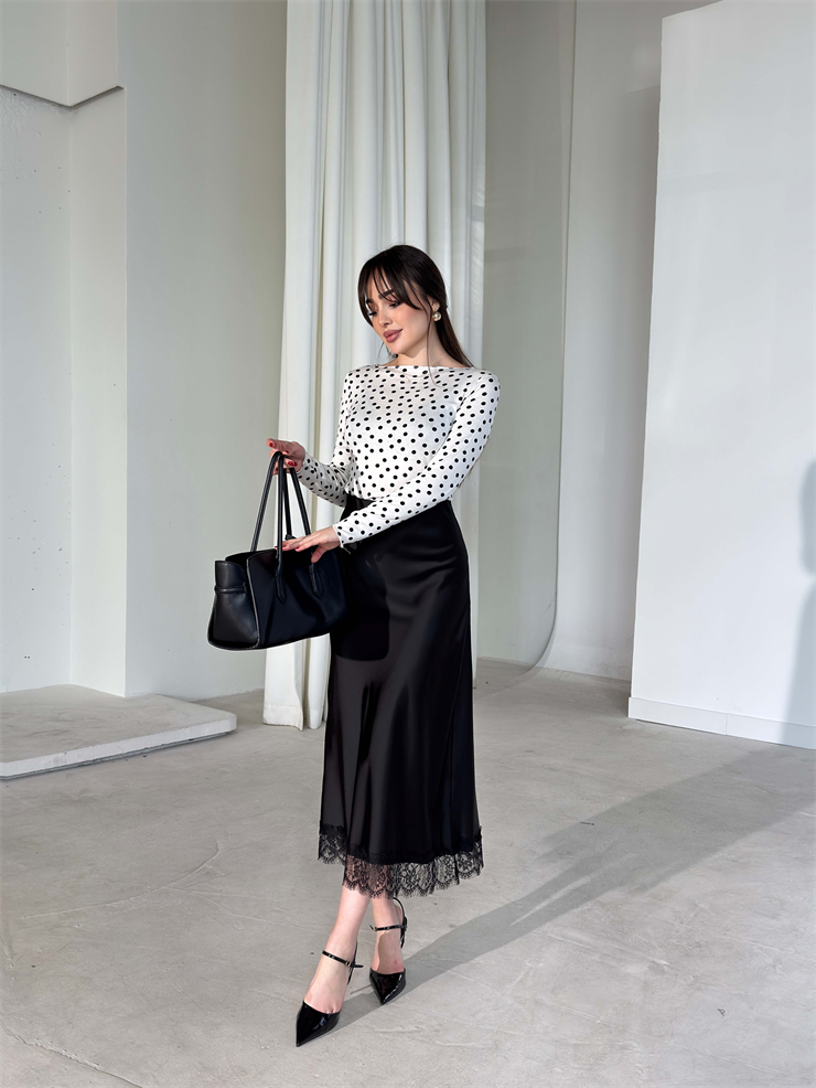 Puantiyeli Uzun Kollu Ekru Diamanta Kadın Bluz 26Y115