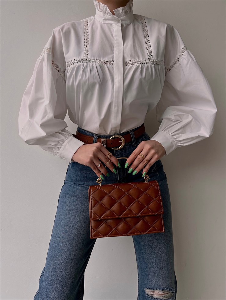 Dik Fırfırlı Yaka Dantel Detaylı Jamya Kadın Beyaz Gömlek 22Y000058