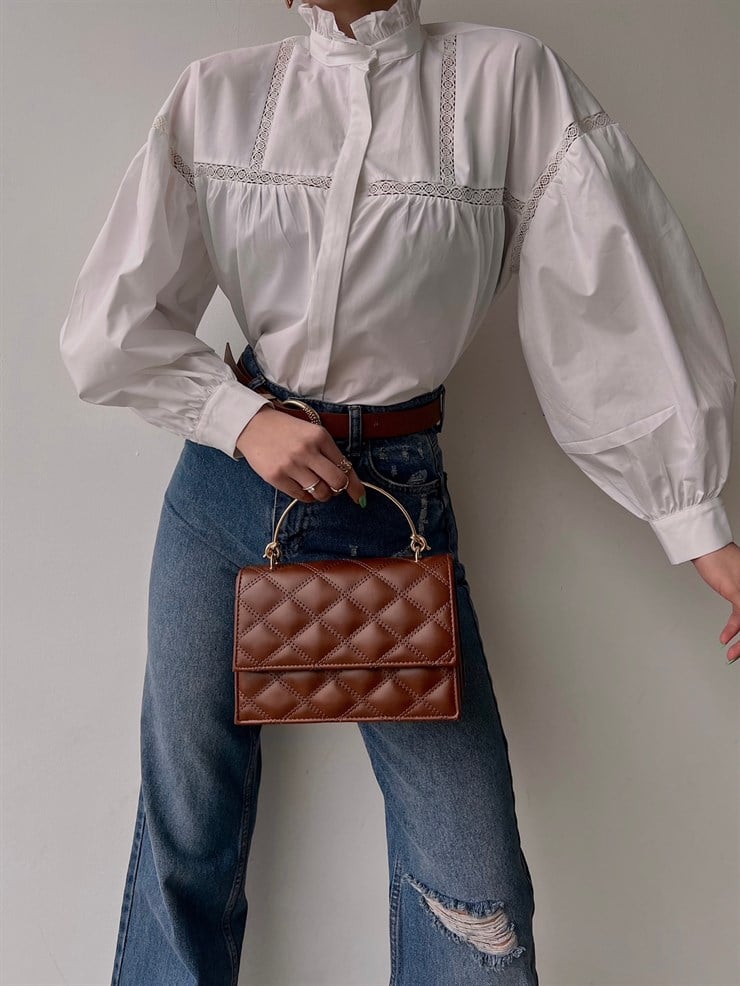 Dik Fırfırlı Yaka Dantel Detaylı Jamya Kadın Beyaz Gömlek 22Y000058