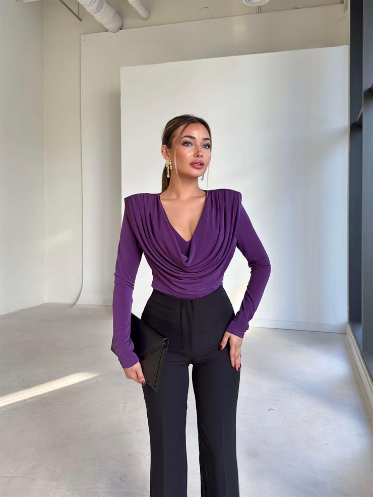 Omzu Vatkalı Uzun Kol Degaje Yaka Dinre Kadın Mor Bluz 26K101