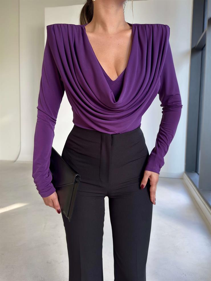 Omzu Vatkalı Uzun Kol Degaje Yaka Dinre Kadın Mor Bluz 26K101