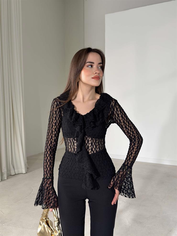 Fırfır Detaylı V Yaka Dantelli Dırand Siyah Kadın Bluz 26K355