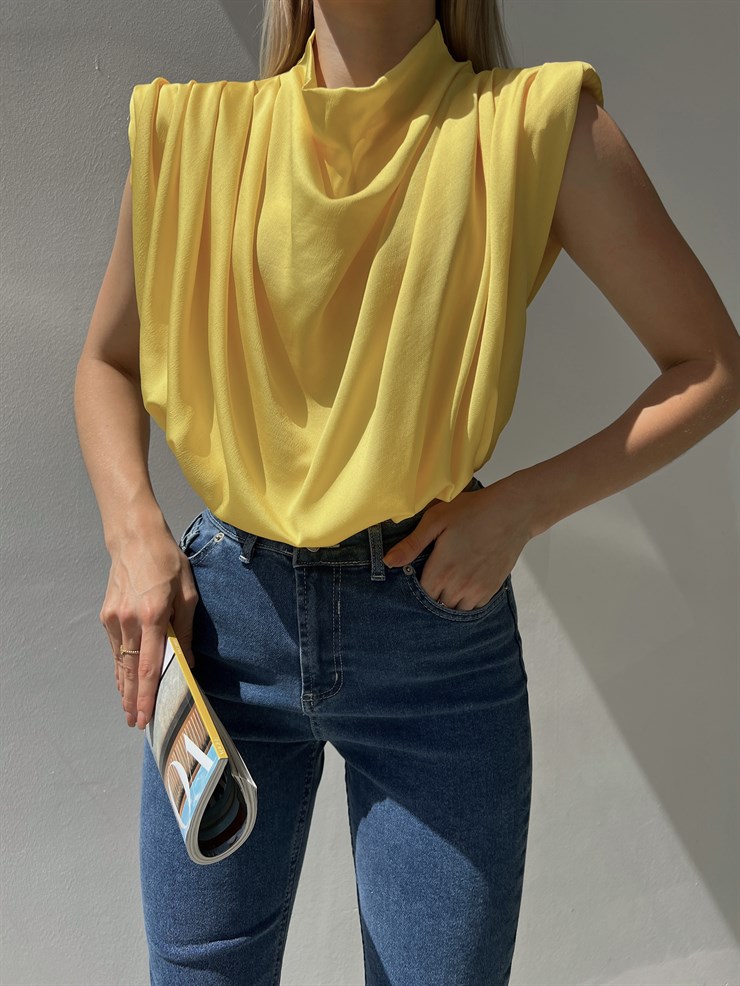 Dökümlü Vatkalı Omuz Lastikli Bel Fornax Kadın Sarı Bluz 22Y000339