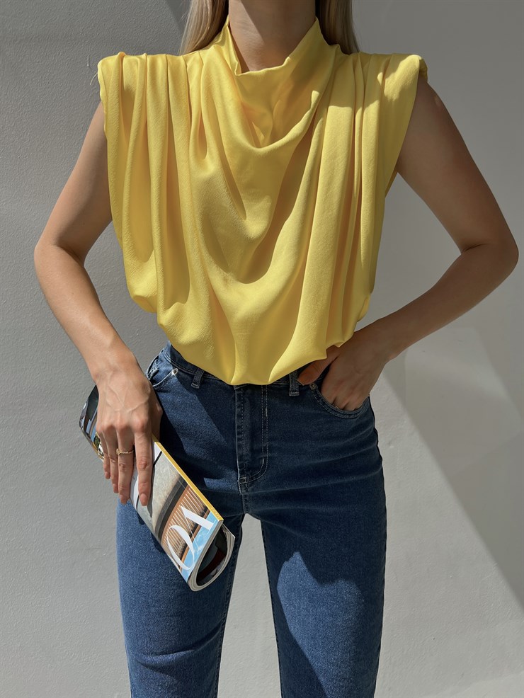 Dökümlü Vatkalı Omuz Lastikli Bel Fornax Kadın Sarı Bluz 22Y000339