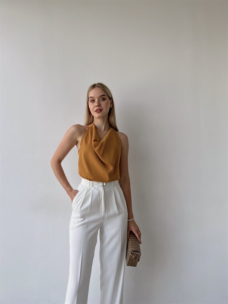 Dökümlü Yaka Sırt Dekolte Zincir Detayı Jewel Kadın Hardal Bluz 22Y000157