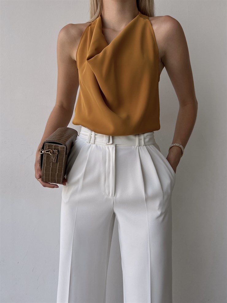 Dökümlü Yaka Sırt Dekolte Zincir Detayı Jewel Kadın Hardal Bluz 22Y000157