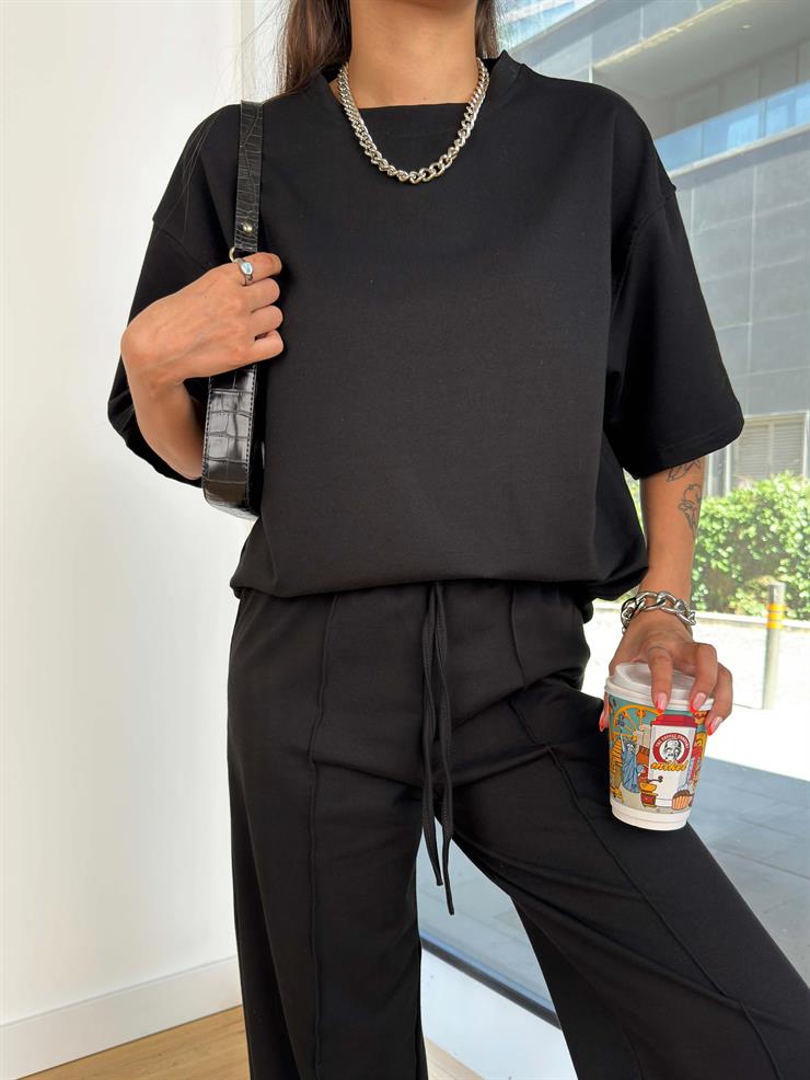 Oversize Tişört Yüksek Bel Bol Paça Eşofman Altı Doresa Kadın Siyah Takım 24Y845