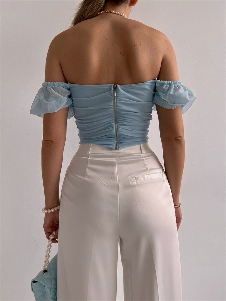 Düşük Omuz Drape Detaylı Tül Kadın Mavi Crop Bluz 21Y000525