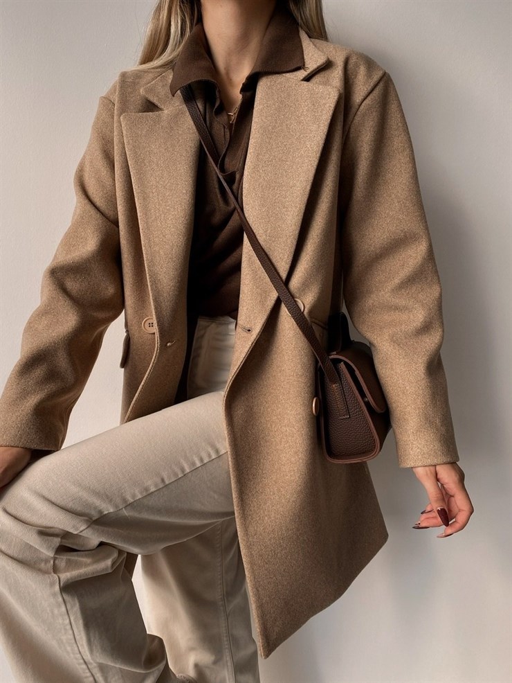 Düşük Omuz Kısa Kaşe Kaban Daniela Kadın Kahverengi Kaban 22K000309