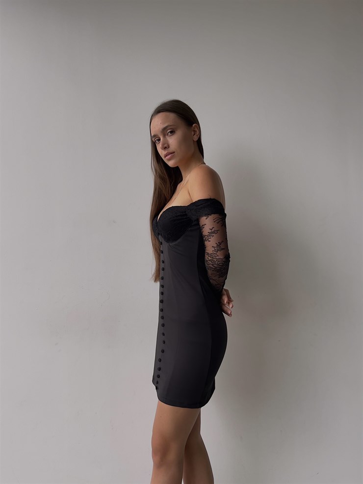 Düşük Omuz Kolları Tül Önü Düğme Detaylı Adriano Kadın Siyah Mini Elbise 23K000120